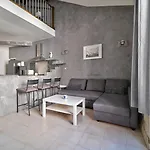 Appartamento In The Heart Of Nimes' Historic Center