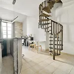Appartamento In The Heart Of Nimes' Historic Center