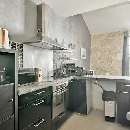 In The Heart Of Nimes' Historic Center
