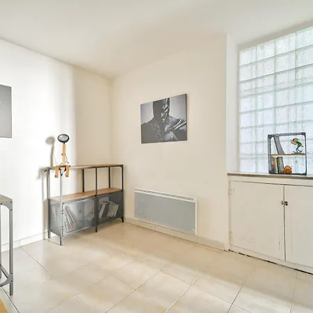 In The Heart Of Nimes' Historic Center Apartment