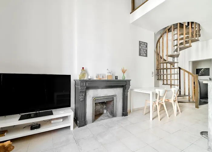 In The Heart Of Nimes' Historic Center شقة *